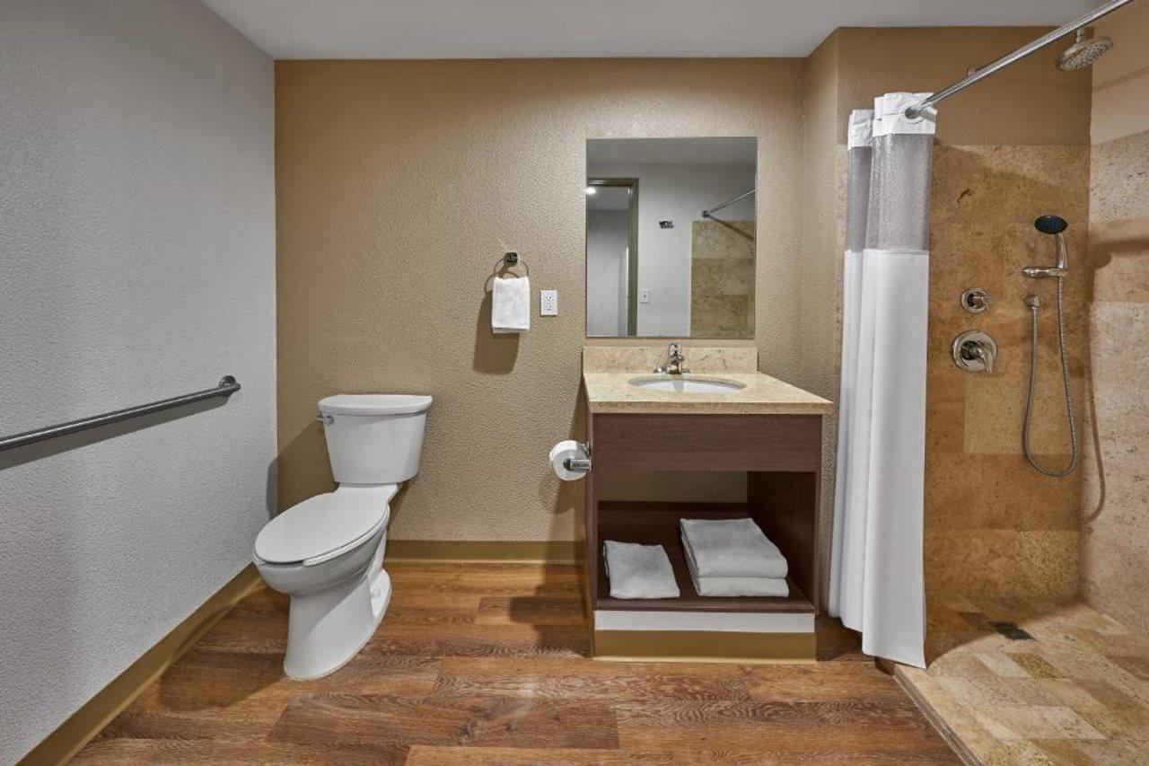 Extended Suites Queretaro Juriquilla จูลิกา ภายนอก รูปภาพ