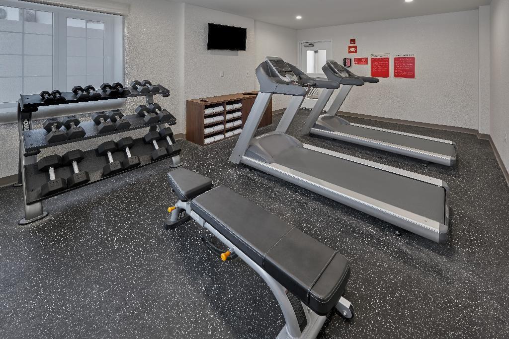 Extended Suites Queretaro Juriquilla จูลิกา ภายนอก รูปภาพ
